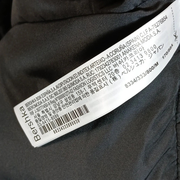 Bershka faux leather vest in black size medium - Picture 10 of 12